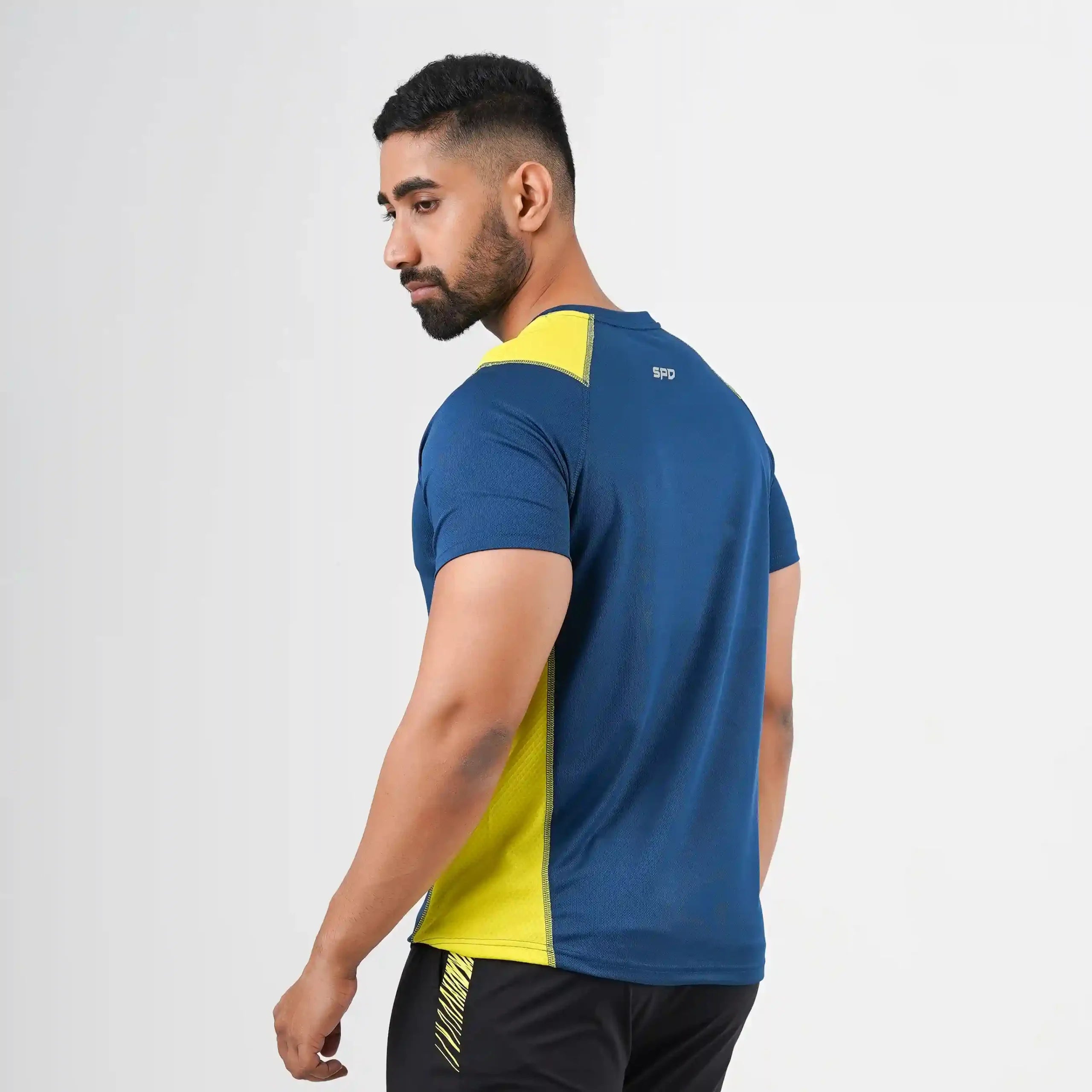 YELLOW EDGE PERFORMANCE TEE