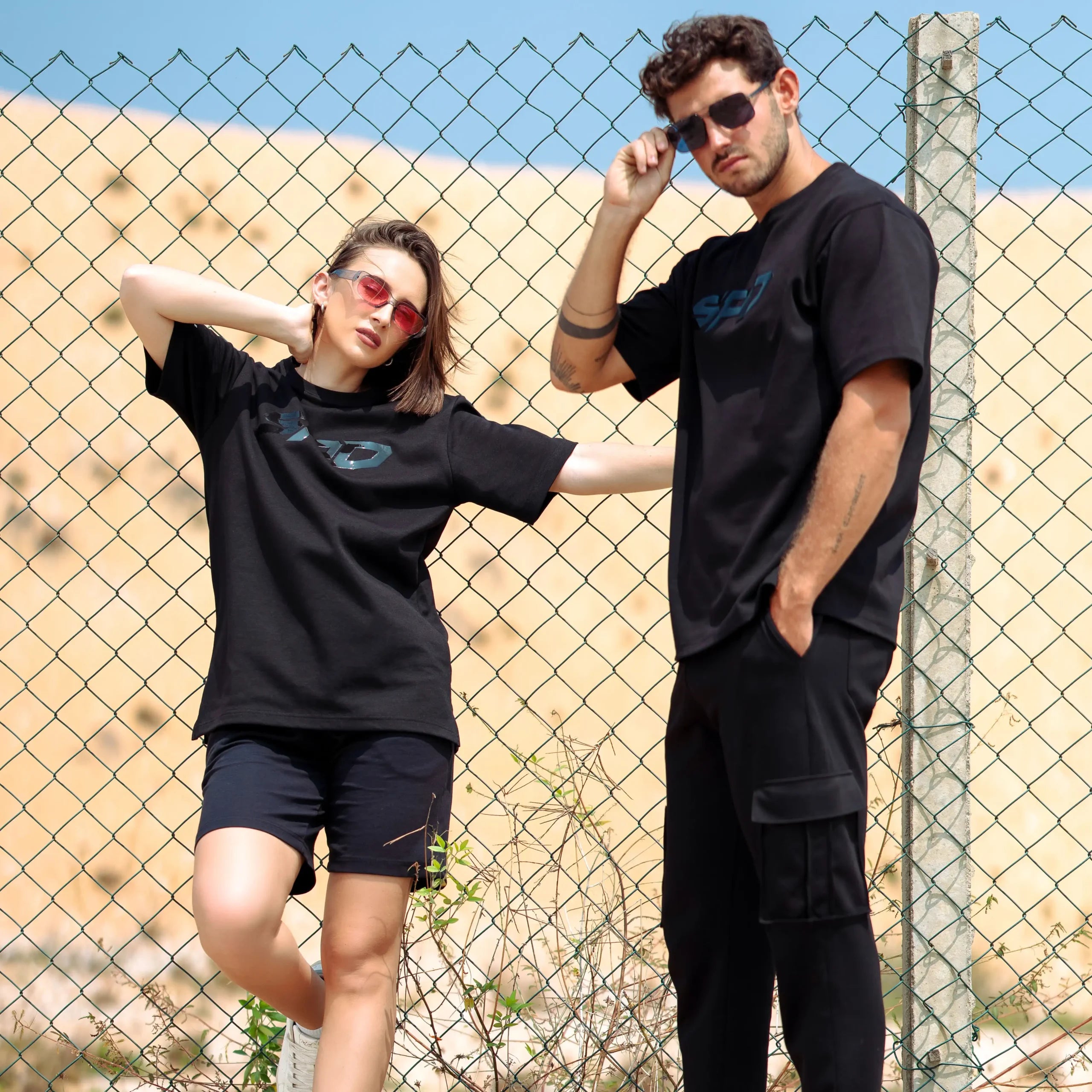 GIGANTIC - OVERSIZE TEE