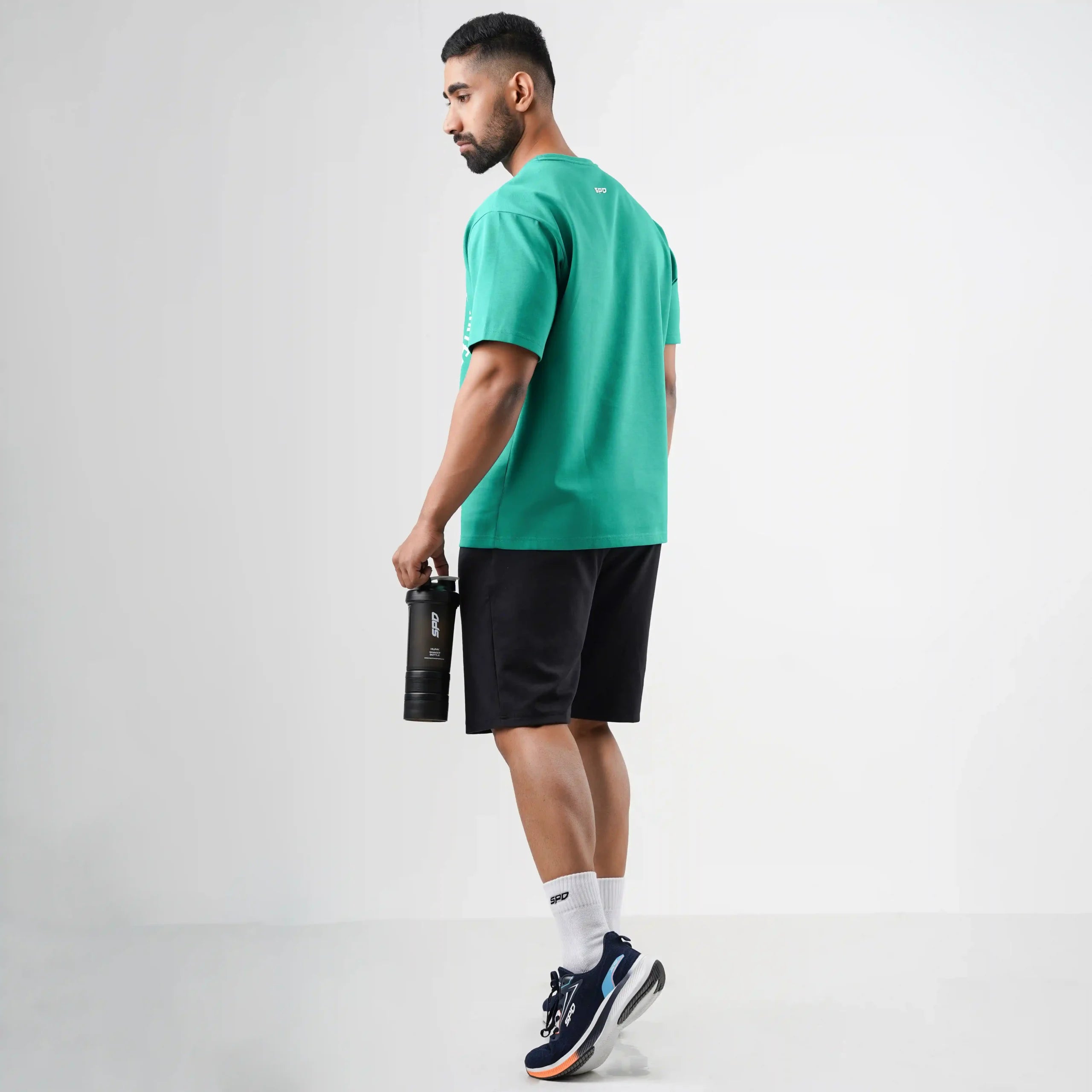 ROUND BULL OVERSIZE TEE – UNISEX