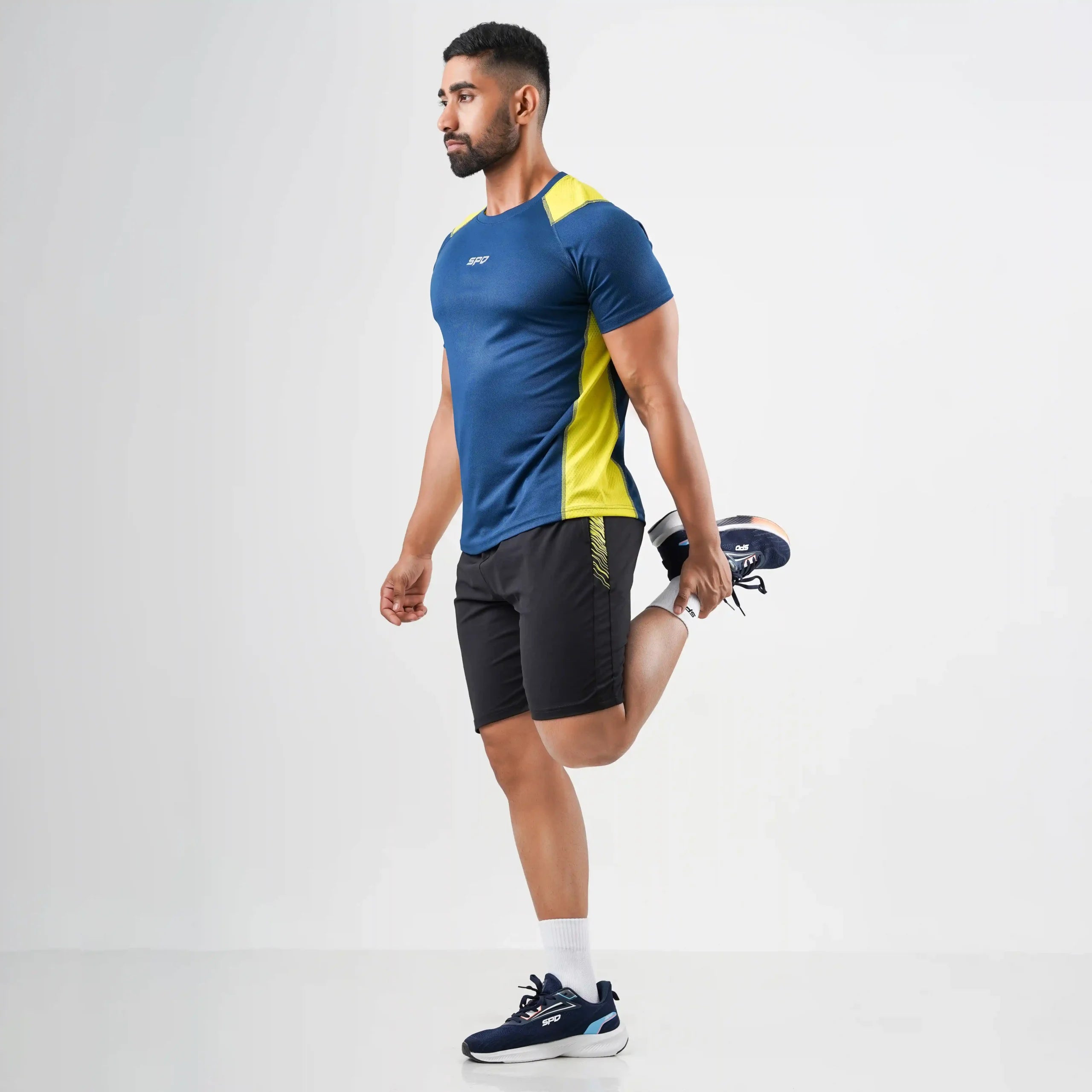 YELLOW EDGE PERFORMANCE TEE