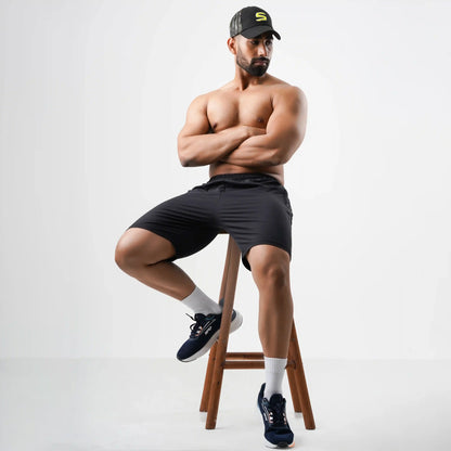 PERFORMANCE SHORT - BLACK