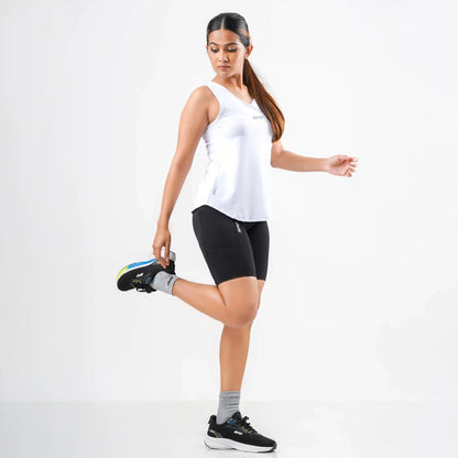 SLEEVELESS WHITE TANK