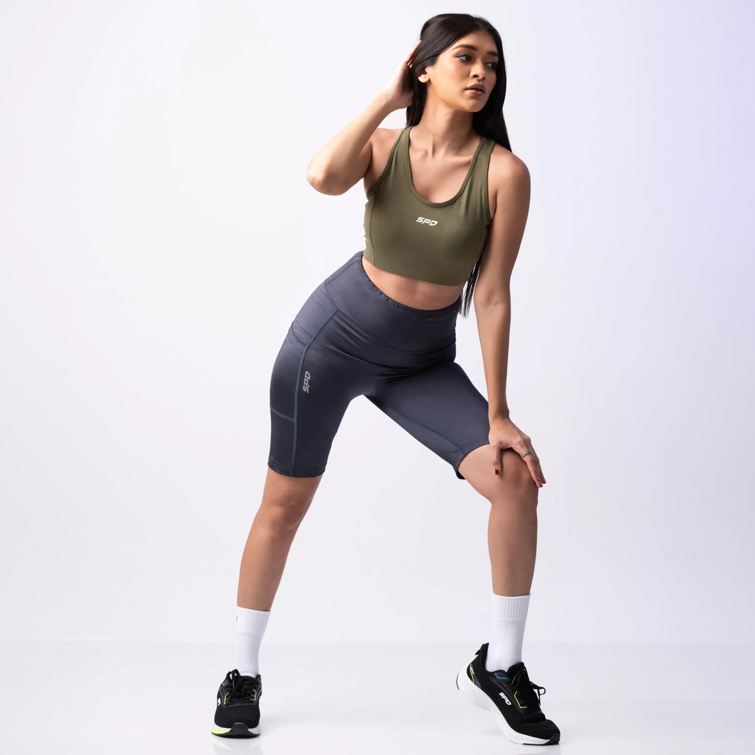 WOMEN COMPRESSION SHORTS - GREY